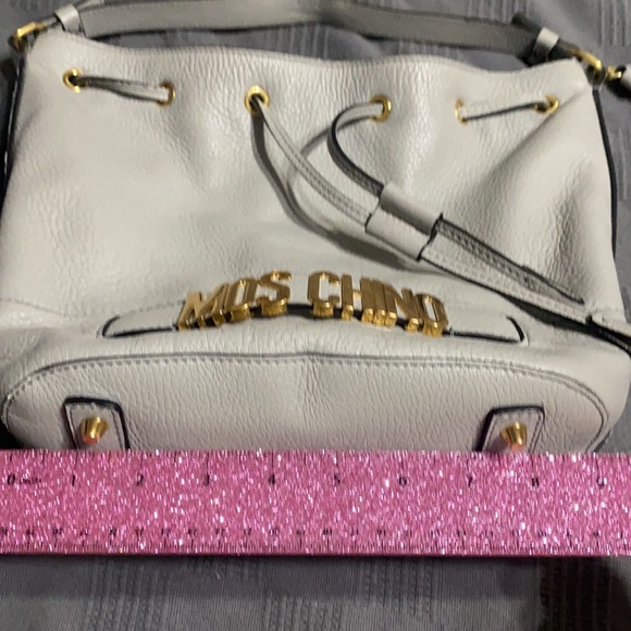 Moschino leather bucket bag preloved. - Picture 16 of 16